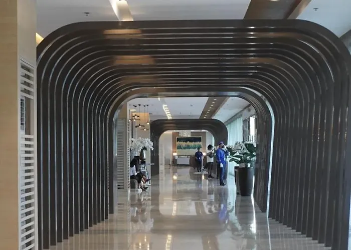 Tres E Staycation 5* Manila