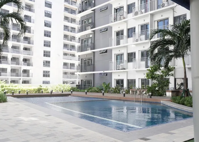 Tres E Staycation Manila